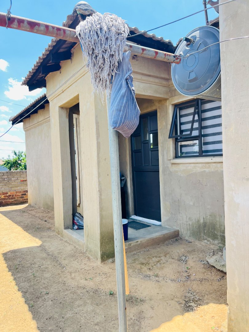 4 Bedroom Property for Sale in Amelia Free State